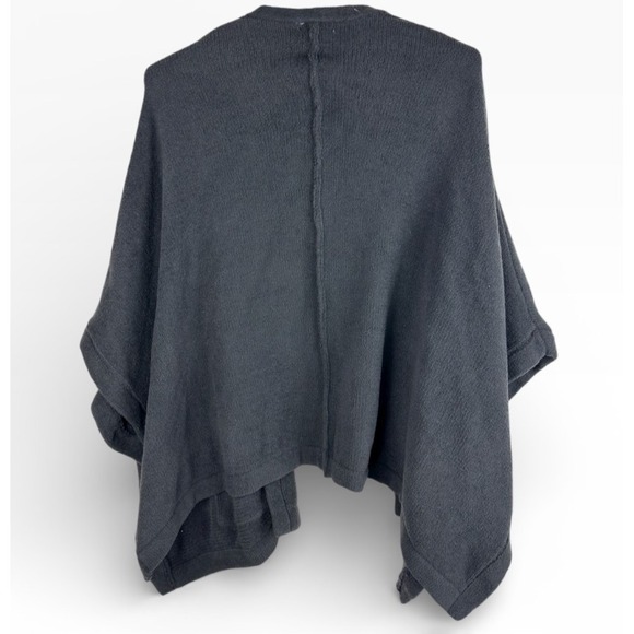 Sunday Citizen Pocket Poncho Wrap OSFM Charcoal Gray Chenille Loungewear Cozy - Picture 3 of 10